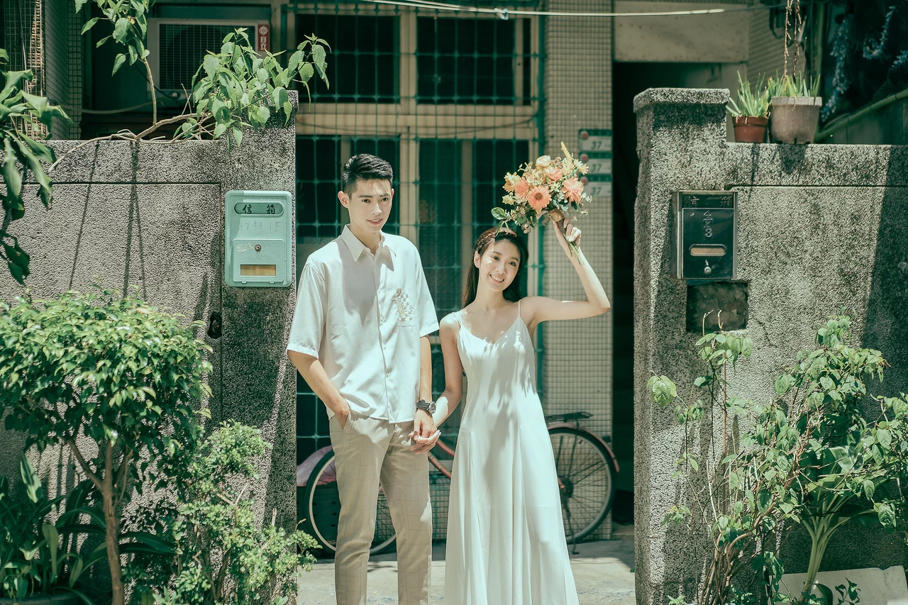 輕婚紗｜輕鬆自然輕婚紗